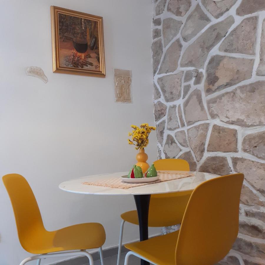 Apartment Vanda Splitska Buitenkant foto