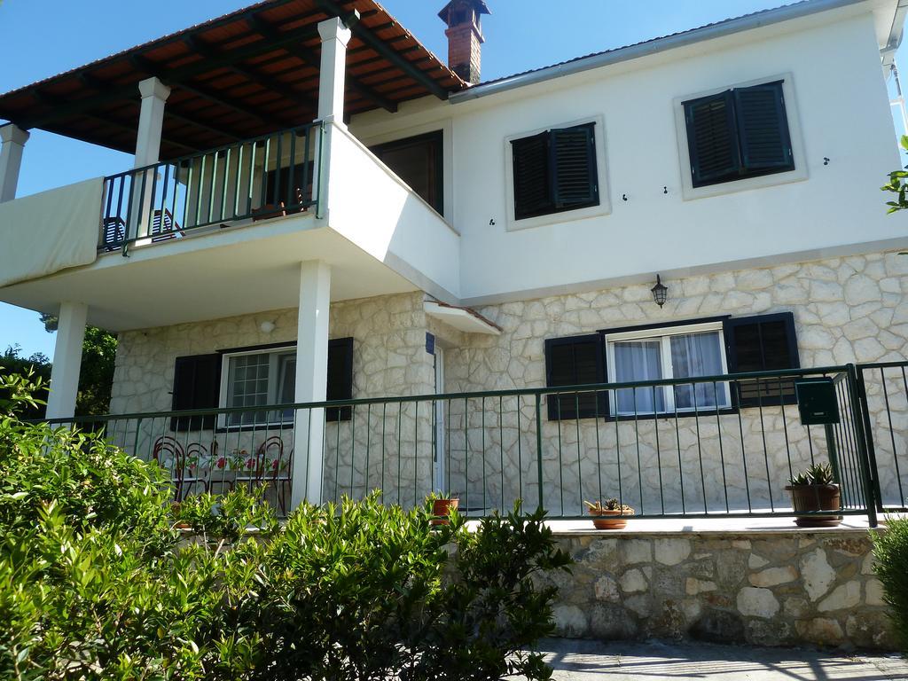 Apartment Vanda Splitska Buitenkant foto